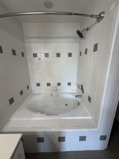 Gallery Photo 28